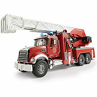 Bruder Mack Granite Fire Engine