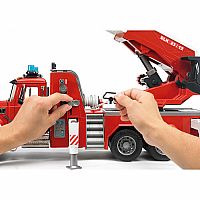 Bruder Mack Granite Fire Engine