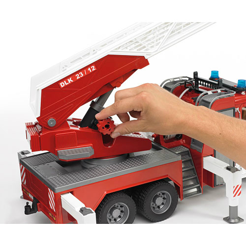 bruder mack granite fire engine