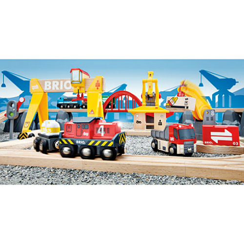 Brio Cargo Railway Deluxe Set - Smart Kids Toys