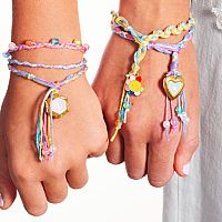 Friendship Bracelets 