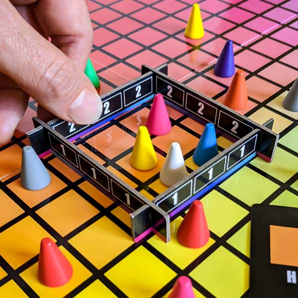Hues and Cues Board Game Smart Kids Toys
