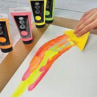 iHeartArt Squeegee Art